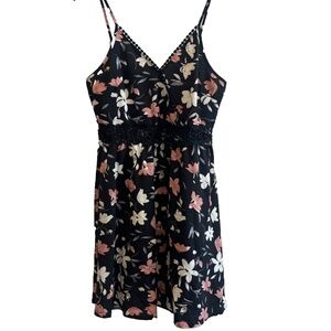 Shein Women's Black Floral Summer Dress Empire Waist W/Lace Size L 8-10
